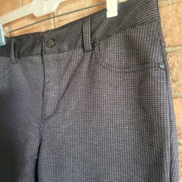 DKNY Women's Houndstooth Ponte Stretch Ankle 5-Pocket Pants - Tapered Leg Size M - Picture 2 of 13